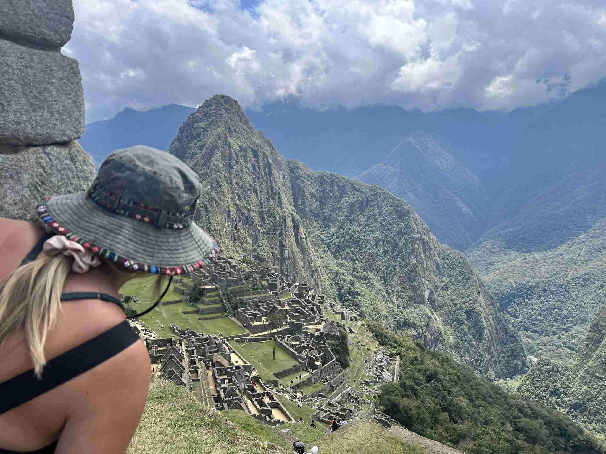 ollantaytambo to machu picchu