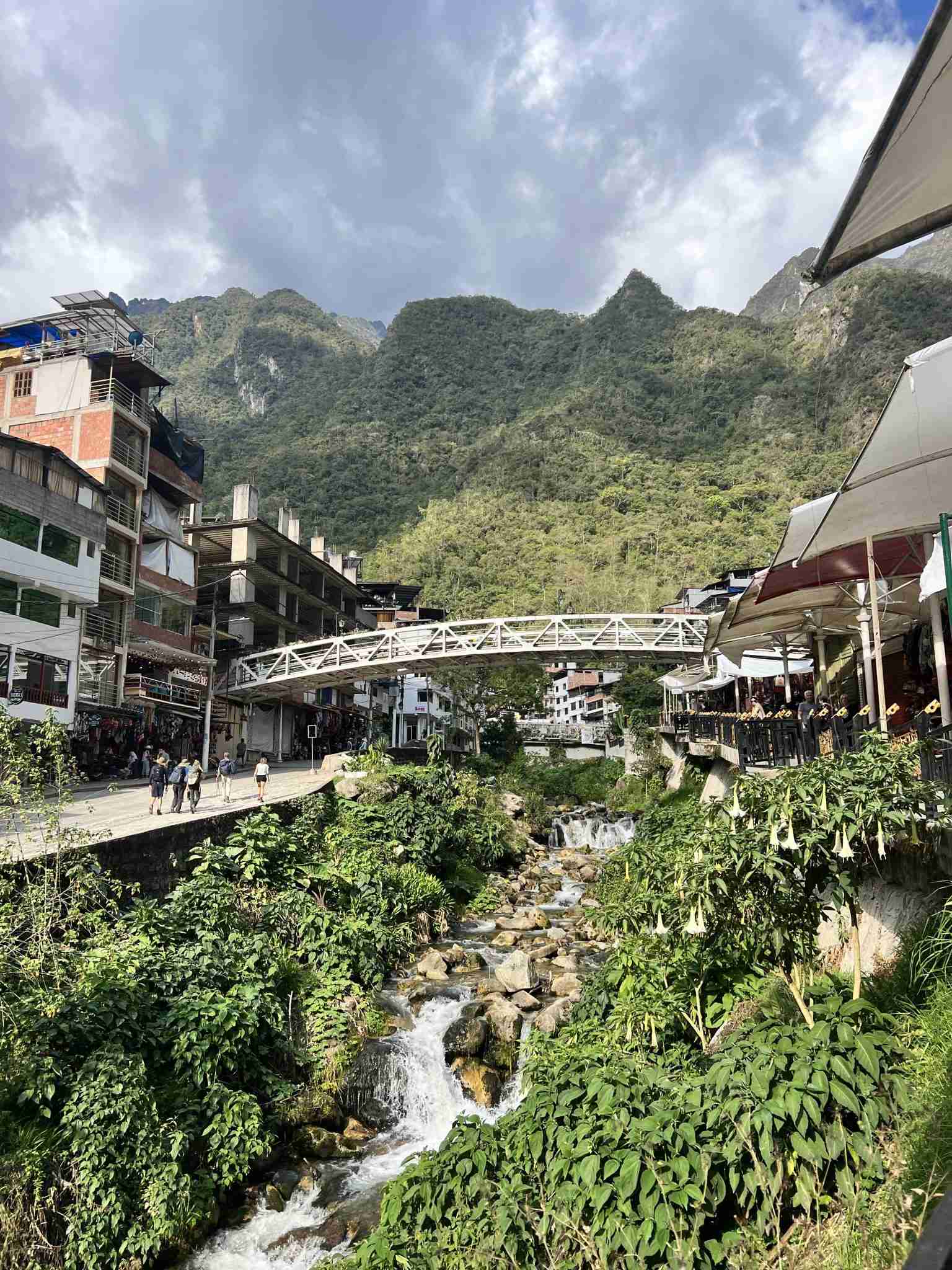 aguas calientes to machu picchu